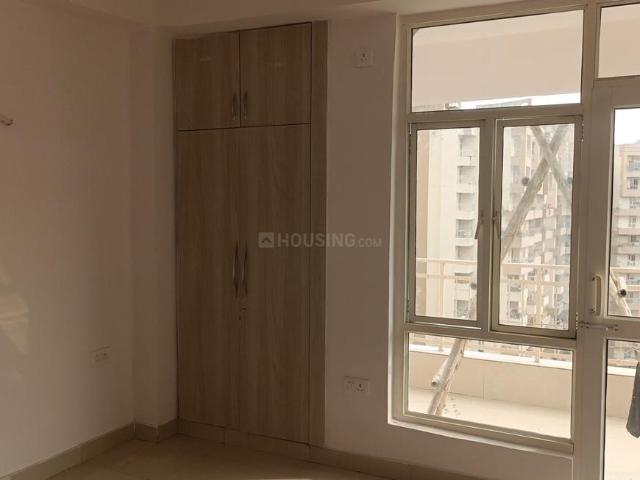 3 BHK Apartment in Noida Extension for rent Greater Noida. The reference number is 21172163