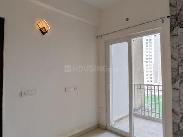 3 BHK Apartment in Noida Extension for rent Greater Noida. The reference number is 21194368