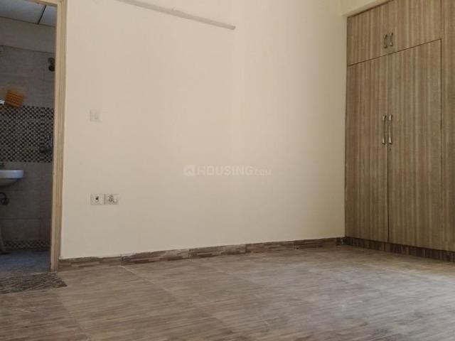 3 BHK Apartment in Noida Extension for rent Greater Noida. The reference number is 21328359