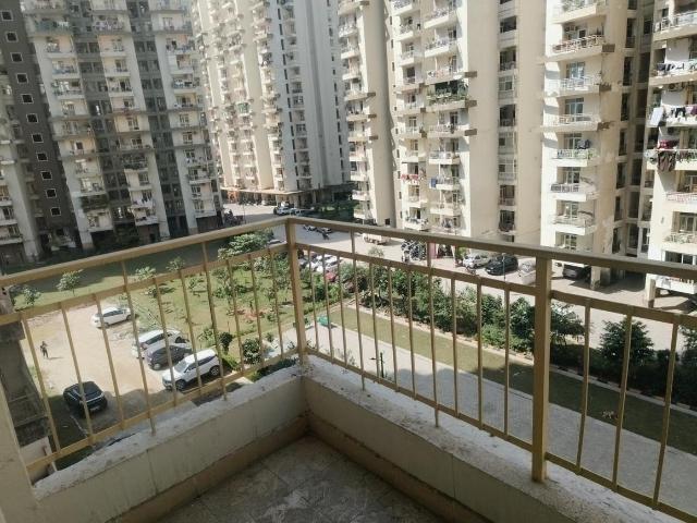 3 BHK Apartment in Noida Extension for rent Greater Noida. The reference number is 21338646