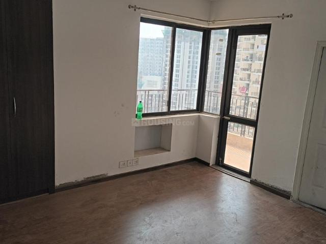3 BHK Apartment in Noida Extension for rent Greater Noida. The reference number is 21348980