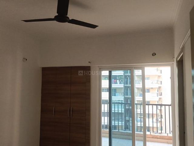 3 BHK Apartment in Noida Extension for rent Greater Noida. The reference number is 21350689