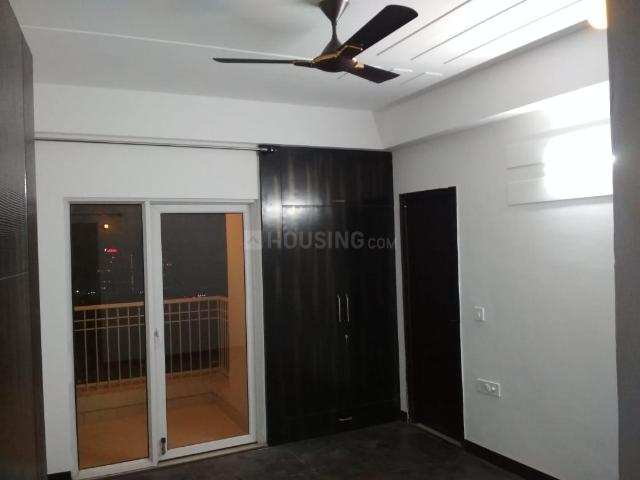 3 BHK Apartment in Noida Extension for rent Greater Noida. The reference number is 21351907