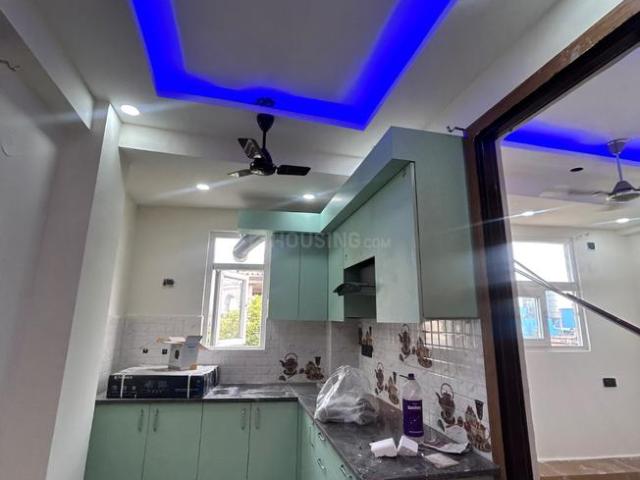 3 BHK Apartment in Noida Extension for rent Greater Noida. The reference number is 21363200