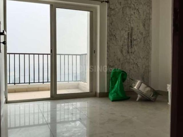 3 BHK Apartment in Noida Extension for resale Greater Noida. The reference number is 15651981