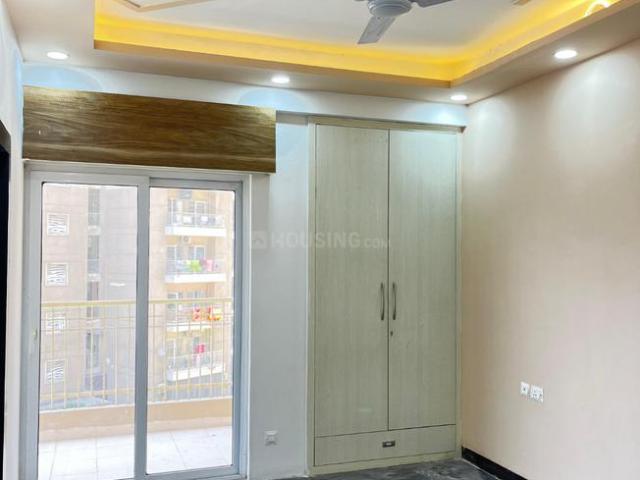 3 BHK Apartment in Noida Extension for resale Greater Noida. The reference number is 17261100