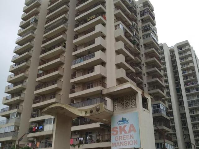 3 BHK Apartment in Noida Extension for resale Greater Noida. The reference number is 18781753