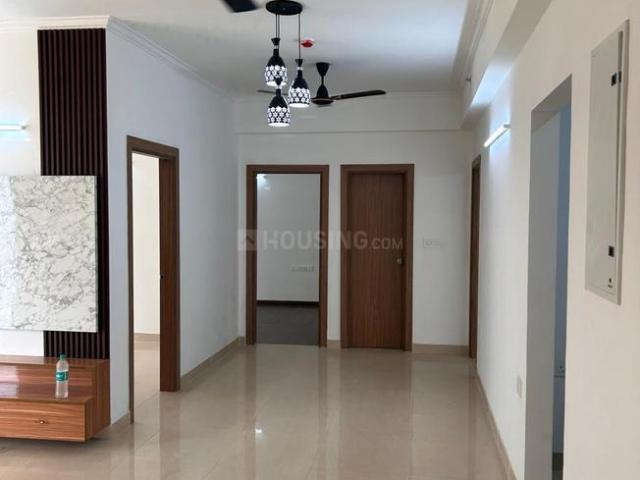 3 BHK Apartment in Noida Extension for resale Greater Noida. The reference number is 19540338
