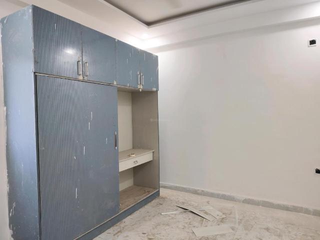 3 BHK Apartment in Noida Extension for resale Greater Noida. The reference number is 19845714