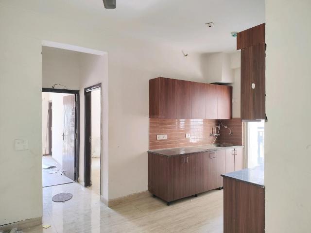 3 BHK Apartment in Noida Extension for resale Greater Noida. The reference number is 19866956