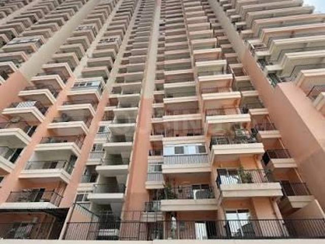 3 BHK Apartment in Noida Extension for resale Greater Noida. The reference number is 20211293
