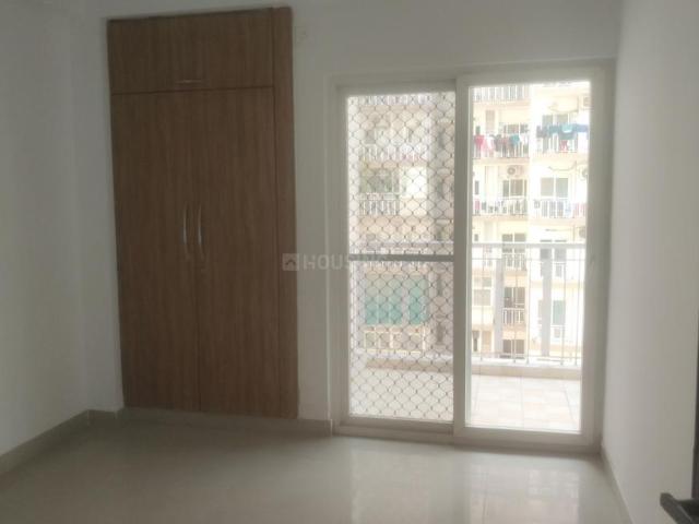 3 BHK Apartment in Noida Extension for resale Greater Noida. The reference number is 20223501