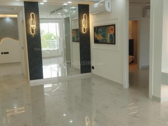 3 BHK Apartment in Noida Extension for resale Greater Noida. The reference number is 20354190
