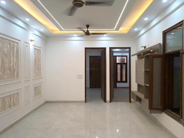 3 BHK Apartment in Lal Kuan for resale Ghaziabad. The reference number is 20446875