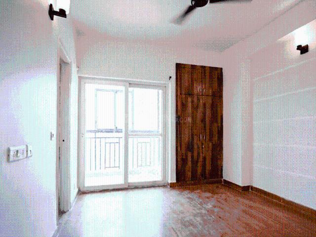 3 BHK Apartment in Noida Extension for resale Greater Noida. The reference number is 20469911
