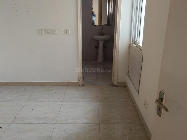 3 BHK Apartment in Noida Extension for resale Greater Noida. The reference number is 20499375