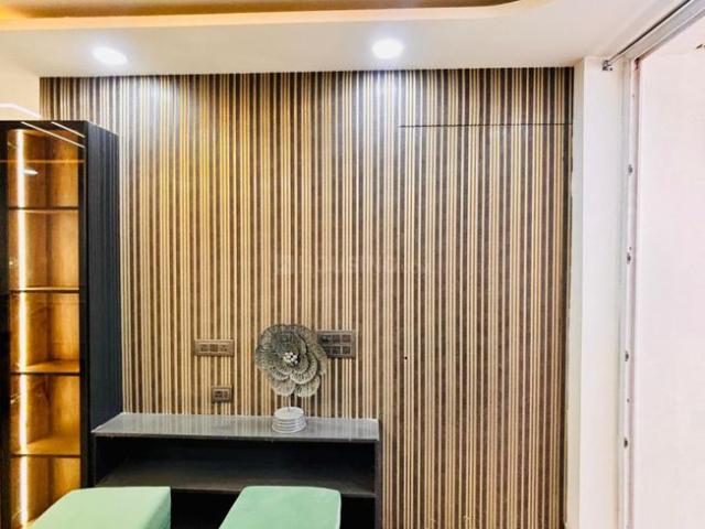 3 BHK Apartment in Noida Extension for resale Greater Noida. The reference number is 20550942