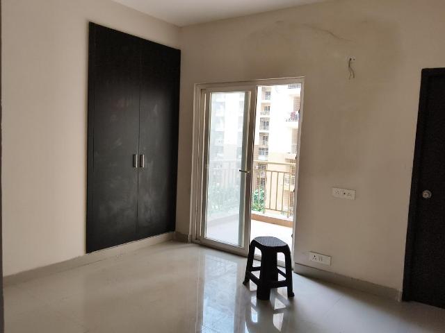 3 BHK Apartment in Noida Extension for resale Greater Noida. The reference number is 20687023
