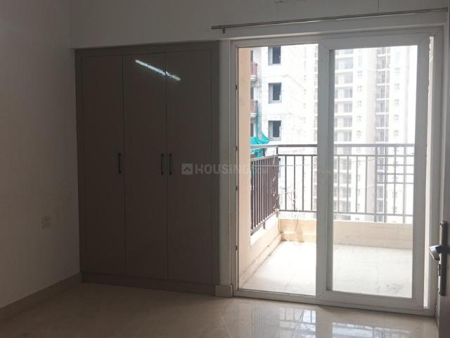 3 BHK Apartment in Noida Extension for resale Greater Noida. The reference number is 20606541