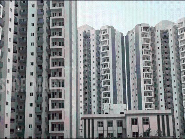 3 BHK Apartment in Noida Extension for resale Greater Noida. The reference number is 20621782