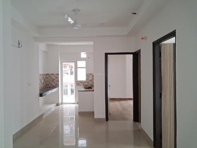 3 BHK Apartment in Noida Extension for resale Greater Noida. The reference number is 20753762