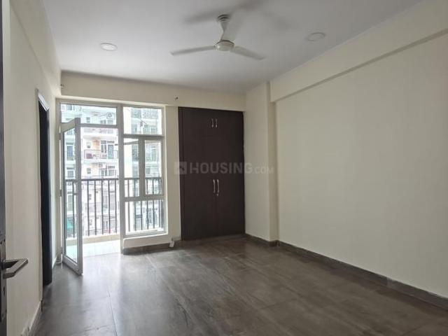 3 BHK Apartment in Noida Extension for resale Greater Noida. The reference number is 20842871