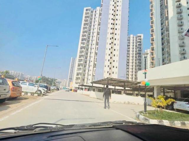 3 BHK Apartment in Noida Extension for resale Greater Noida. The reference number is 20867319