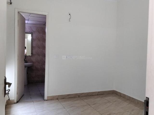 3 BHK Apartment in Noida Extension for resale Greater Noida. The reference number is 20833068