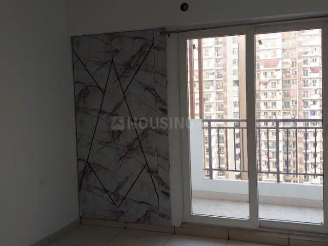 3 BHK Apartment in Noida Extension for resale Greater Noida. The reference number is 20917109