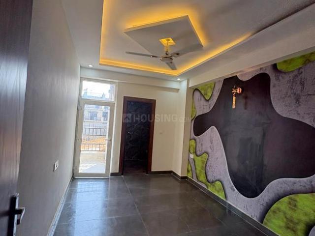 3 BHK Apartment in Noida Extension for resale Greater Noida. The reference number is 21042176