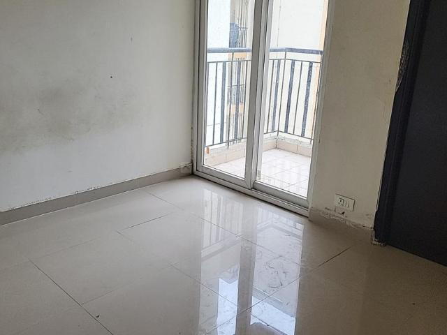 3 BHK Apartment in Noida Extension for resale Greater Noida. The reference number is 21057177