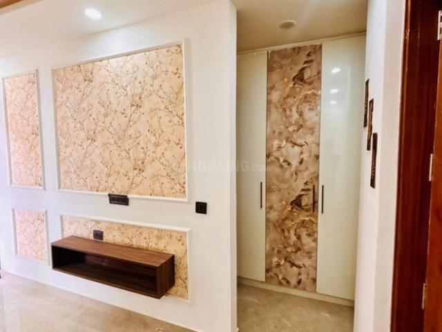 3 BHK Apartment in Noida Extension for resale Greater Noida. The reference number is 21059753