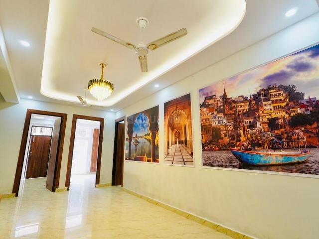 3 BHK Apartment in Noida Extension for resale Greater Noida. The reference number is 21059774