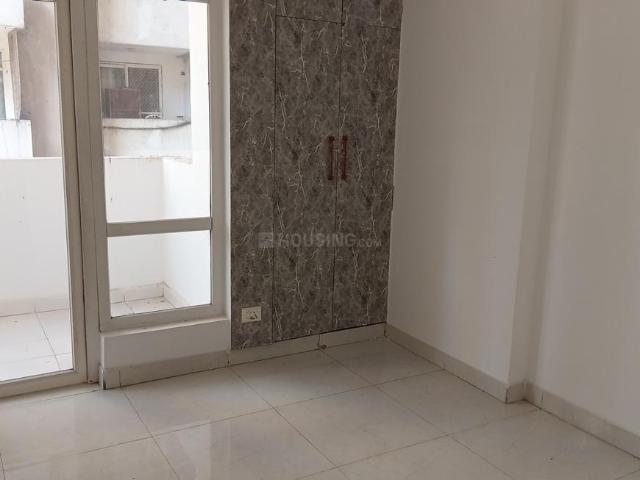 3 BHK Apartment in Noida Extension for resale Greater Noida. The reference number is 21091481