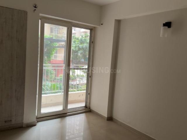 3 BHK Apartment in Noida Extension for resale Greater Noida. The reference number is 21158177