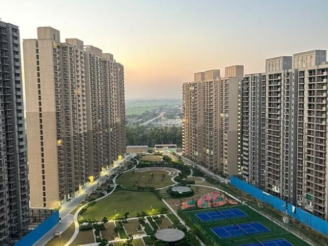3 BHK Apartment in Noida Extension for resale Greater Noida. The reference number is 21163908