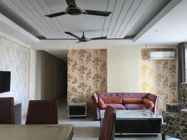 3 BHK Apartment in Noida Extension for resale Greater Noida. The reference number is 21116233