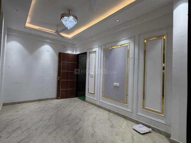 3 BHK Apartment in Noida Extension for resale Greater Noida. The reference number is 21246489