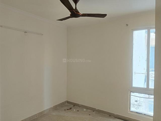 3 BHK Apartment in Noida Extension for resale Greater Noida. The reference number is 21340371