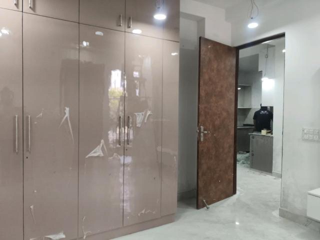 3 BHK Apartment in Noida Extension for resale Greater Noida. The reference number is 21308917