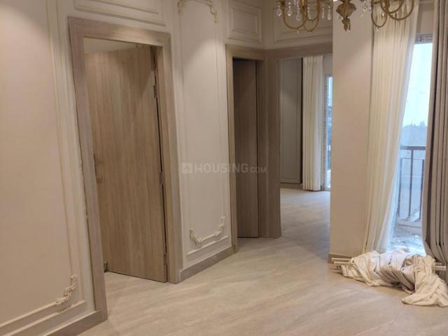 3 BHK Apartment in Noida Extension for resale Greater Noida. The reference number is 21324376