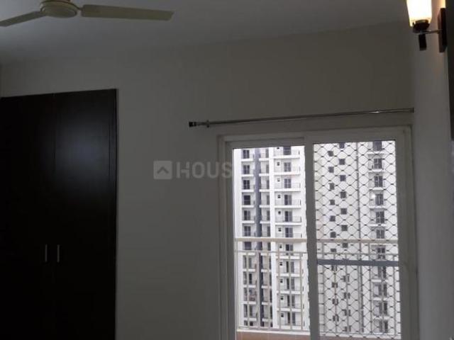 3 BHK Apartment in Noida Extension for resale Greater Noida. The reference number is 21325996