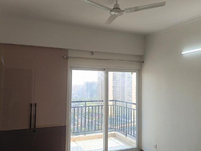 3 BHK Apartment in Noida Extension for resale Greater Noida. The reference number is 21334938