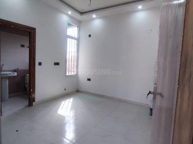 3 BHK Apartment in Noida Extension for resale Greater Noida. The reference number is 21339113