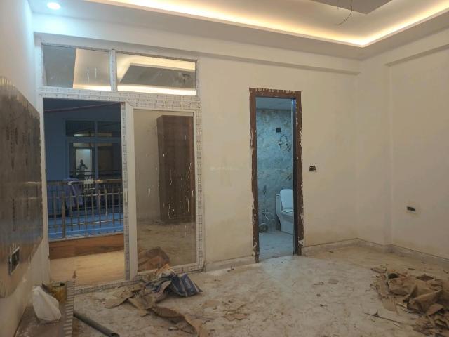 3 BHK Apartment in Noida Extension for resale Greater Noida. The reference number is 21339677