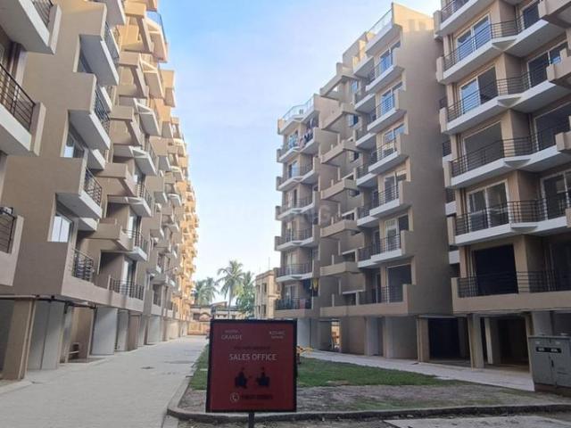 3 BHK Apartment in North Dum Dum Bediapara for resale Kolkata. The reference number is 21258472