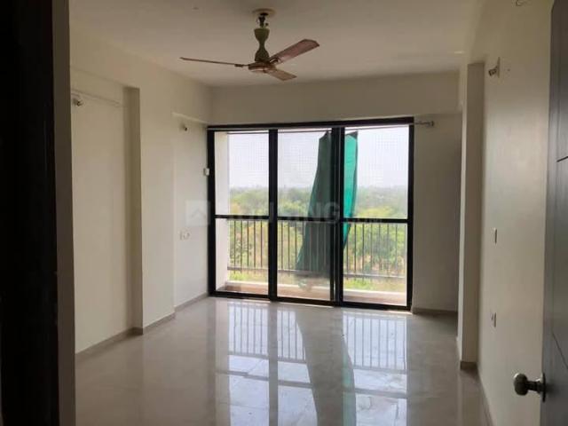 3 BHK Apartment in Navrangpura for rent Ahmedabad. The reference number is 17418221