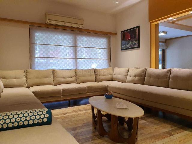 3 BHK Apartment in Navrangpura for rent Ahmedabad. The reference number is 12409590