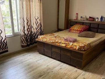 3 BHK Apartment in Navrangpura for rent Ahmedabad. The reference number is 20193610