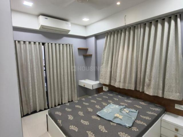 3 BHK Apartment in Navrangpura for rent Ahmedabad. The reference number is 21125327